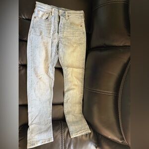 Levi’s 501 Ribcage straight Premium W 24 x L 28 NWOT Selvedge Light Denim jeans